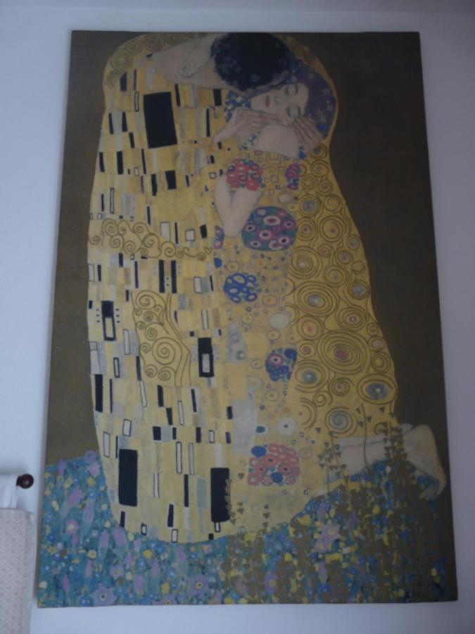 Central Room With Private Bathroom, No Smoking ปาเลา ภายนอก รูปภาพ